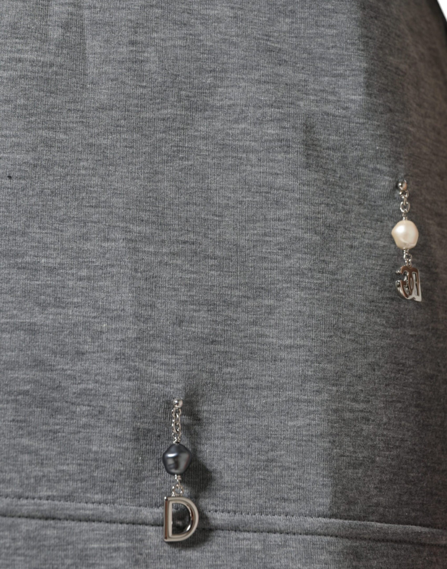 Graues T-Shirt aus Baumwollmischung mit Verzierung