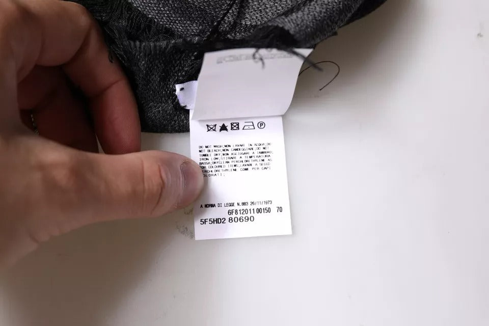Dunkelgrauer Foulard aus Wolle und Viskose mit Muster