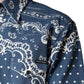Blau-weißes Freizeithemd aus Baumwolle mit Bandana-Print