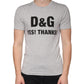Graues T-Shirt mit Rundhalsausschnitt und kurzen Ärmeln und Logo-Print