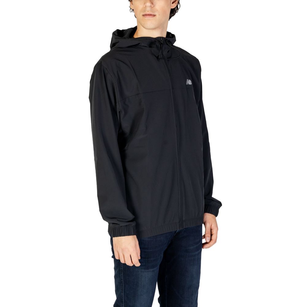 Schwarze Jacke aus recyceltem Polyester