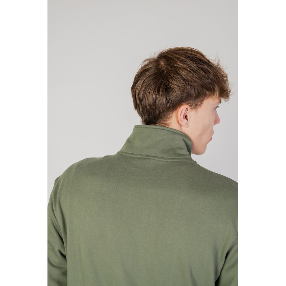 Grüner Baumwollpullover