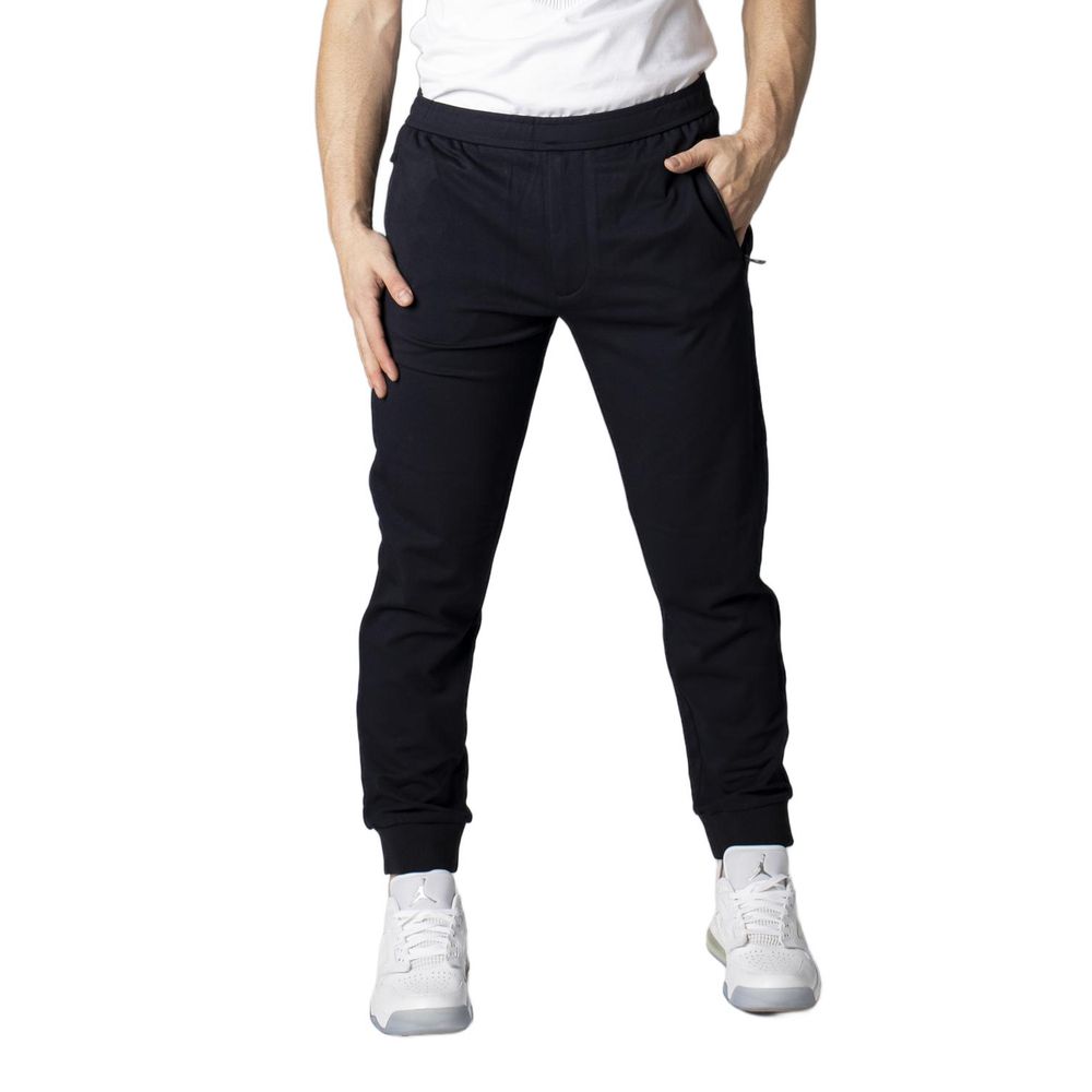 Blaue Viskosejeans und -hose
