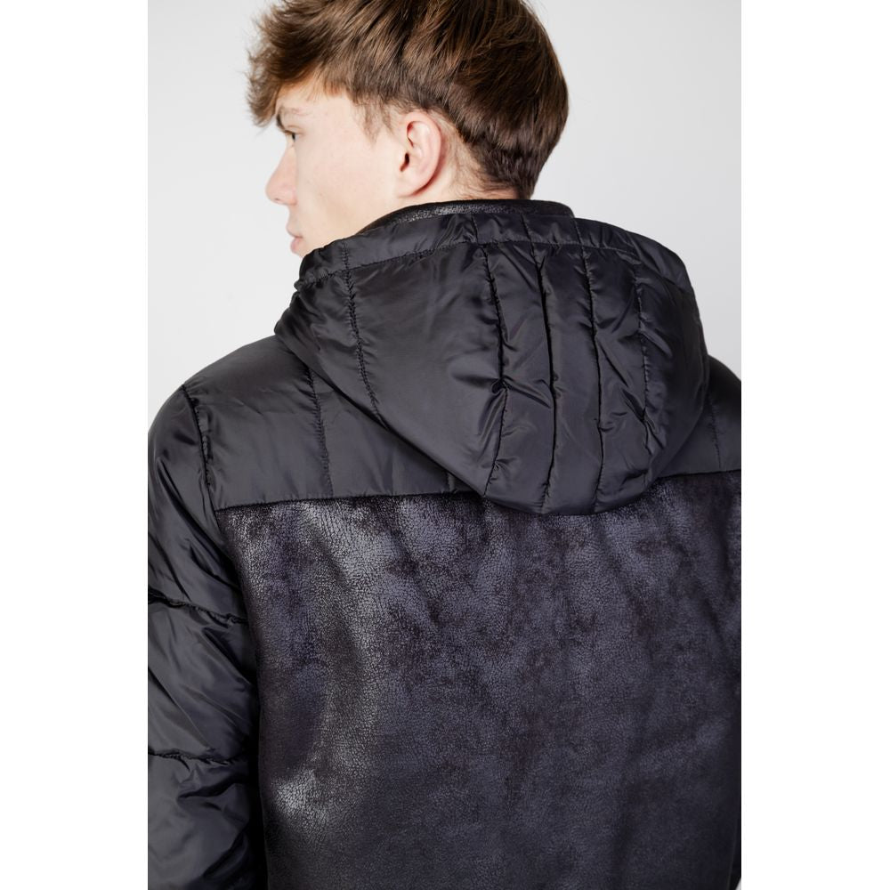 Schwarze Polyesterjacke