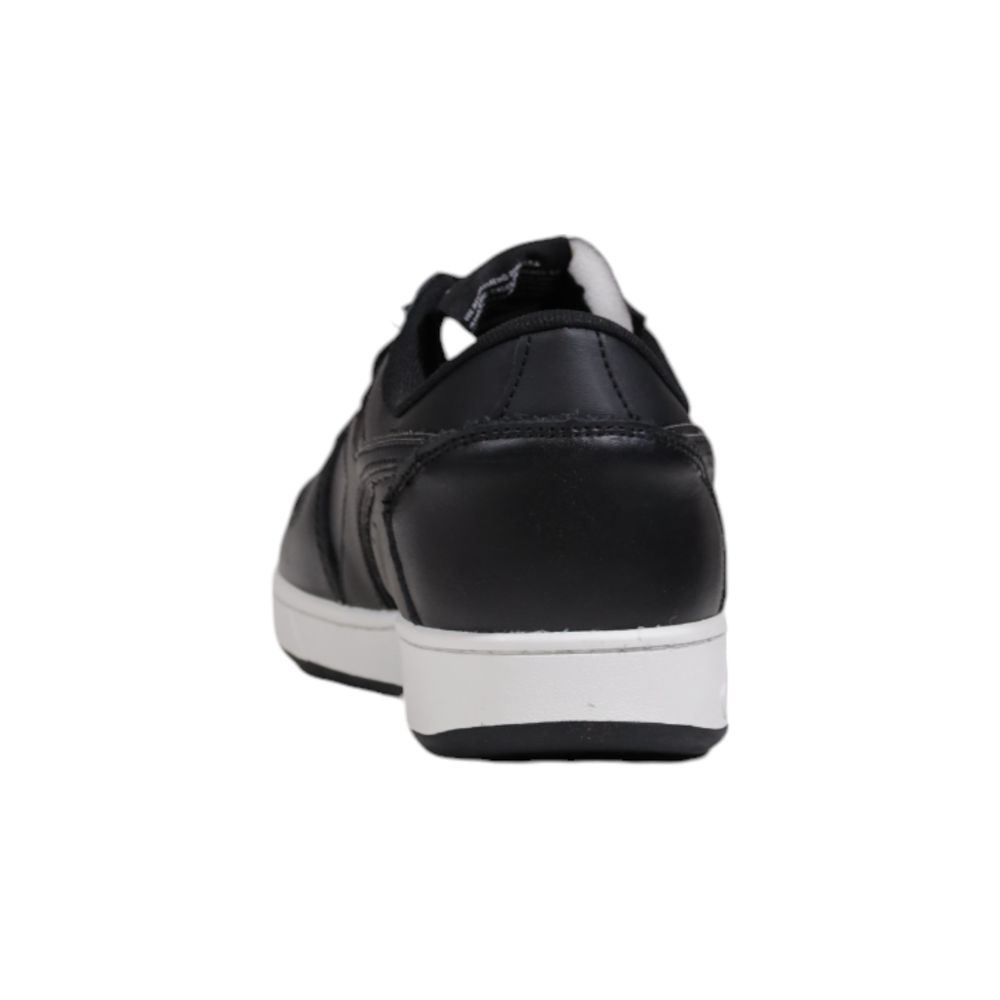 Schwarzer Ledersneaker