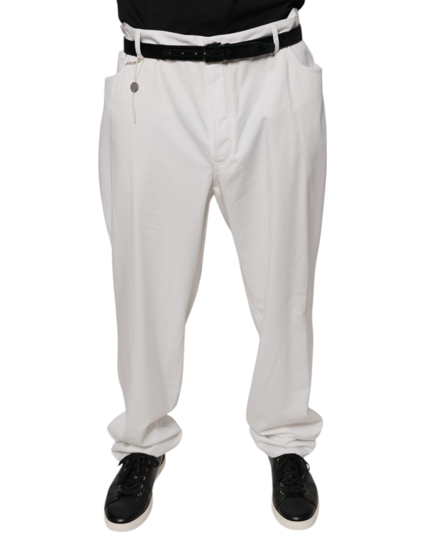 Weiße Herrenhose aus Baumwolle mit konischer Passform