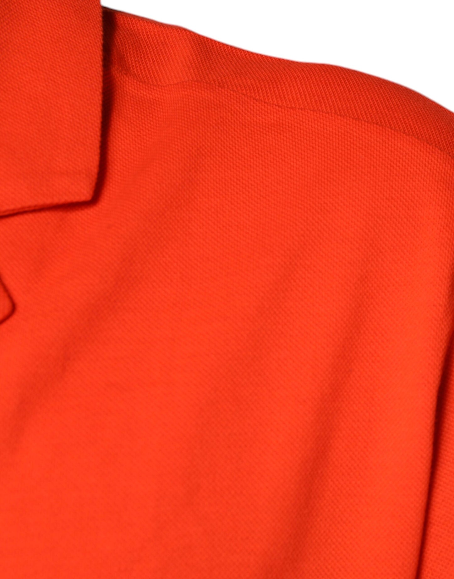 Oranges, lässiges Poloshirt aus Baumwolle mit Knopfleiste