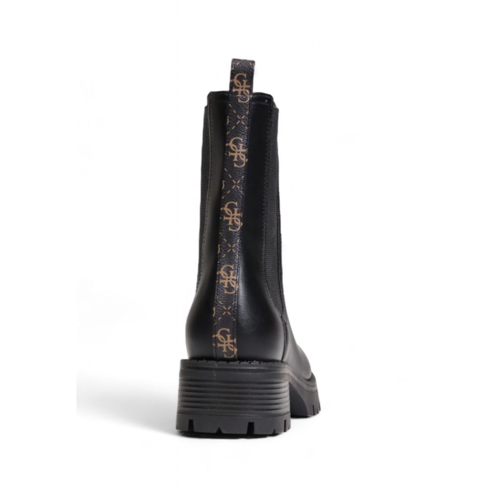 Schwarzer Polyethylenstiefel