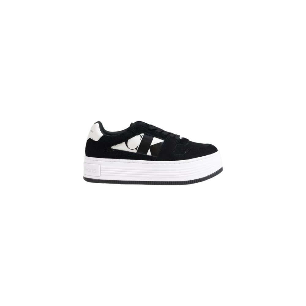 Schwarzer Ledersneaker