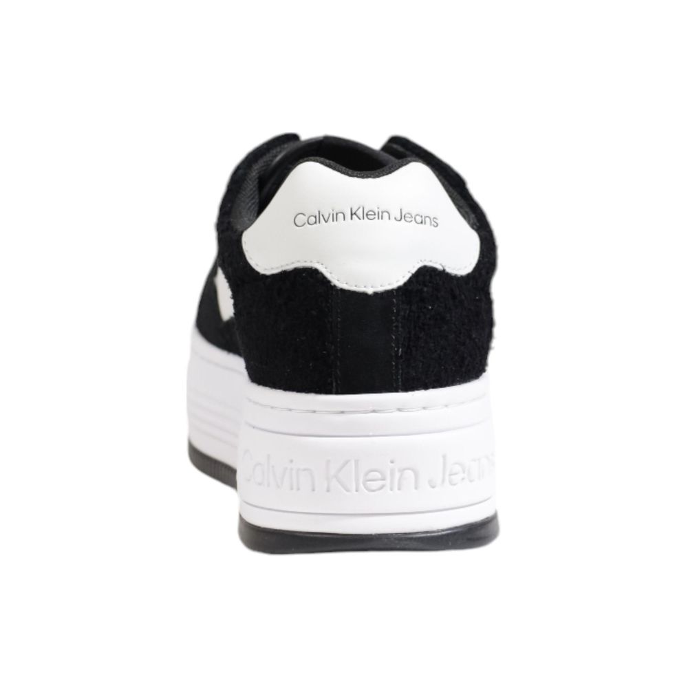 Schwarzer Ledersneaker