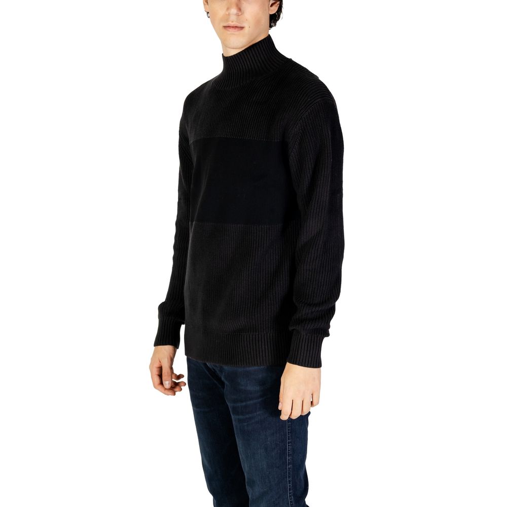 Schwarzer Baumwollpullover