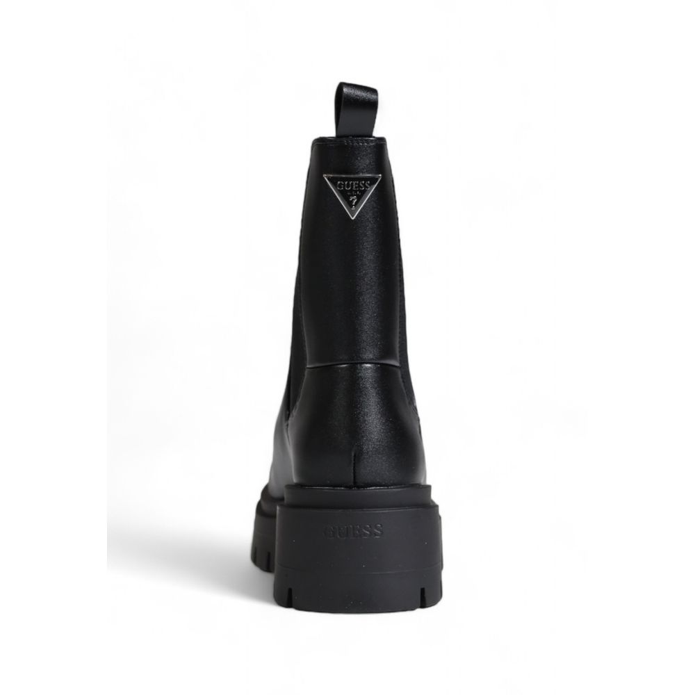 Schwarzer Polyethylenstiefel