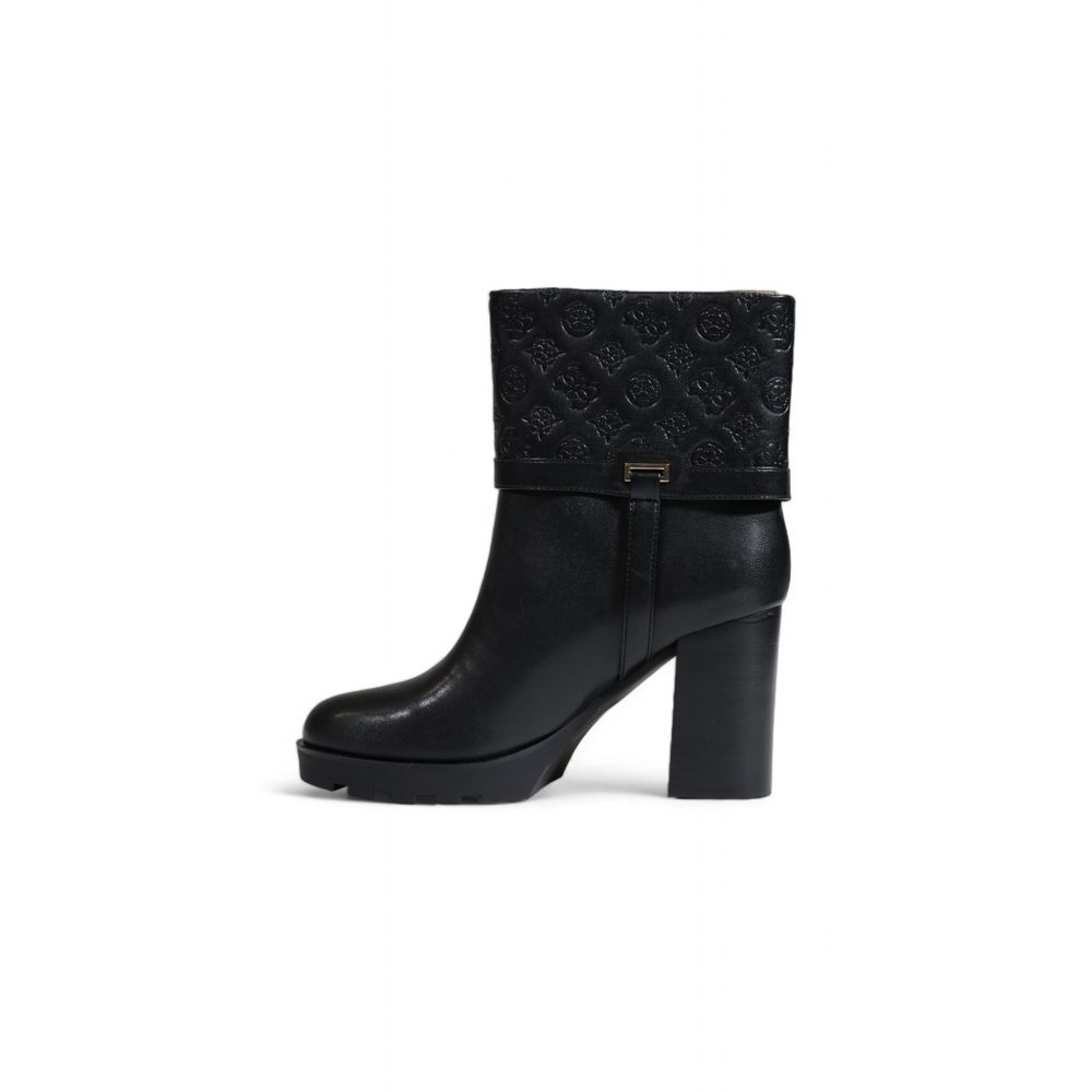 Schwarzer Polyethylenstiefel