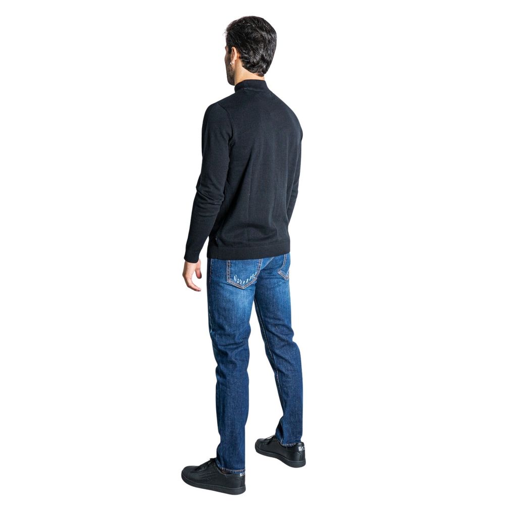 Schwarzes Baumwoll-T-Shirt