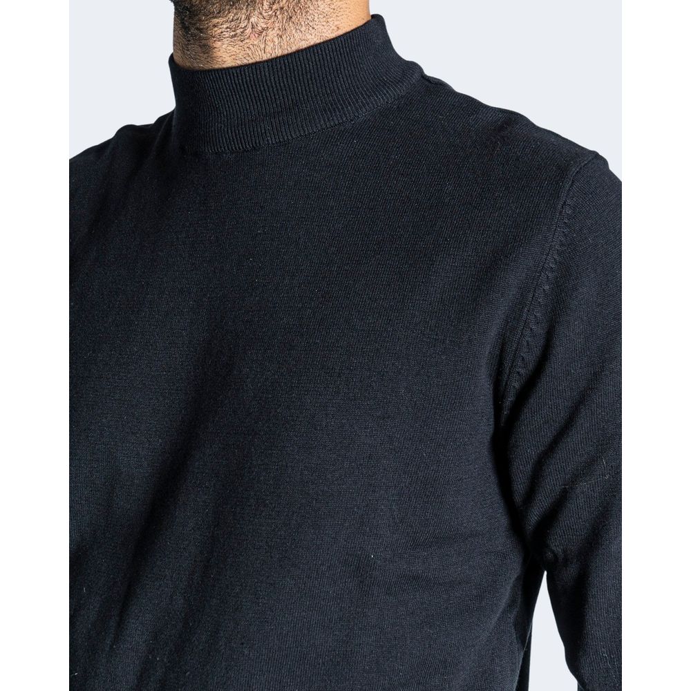 Schwarzes Baumwoll-T-Shirt