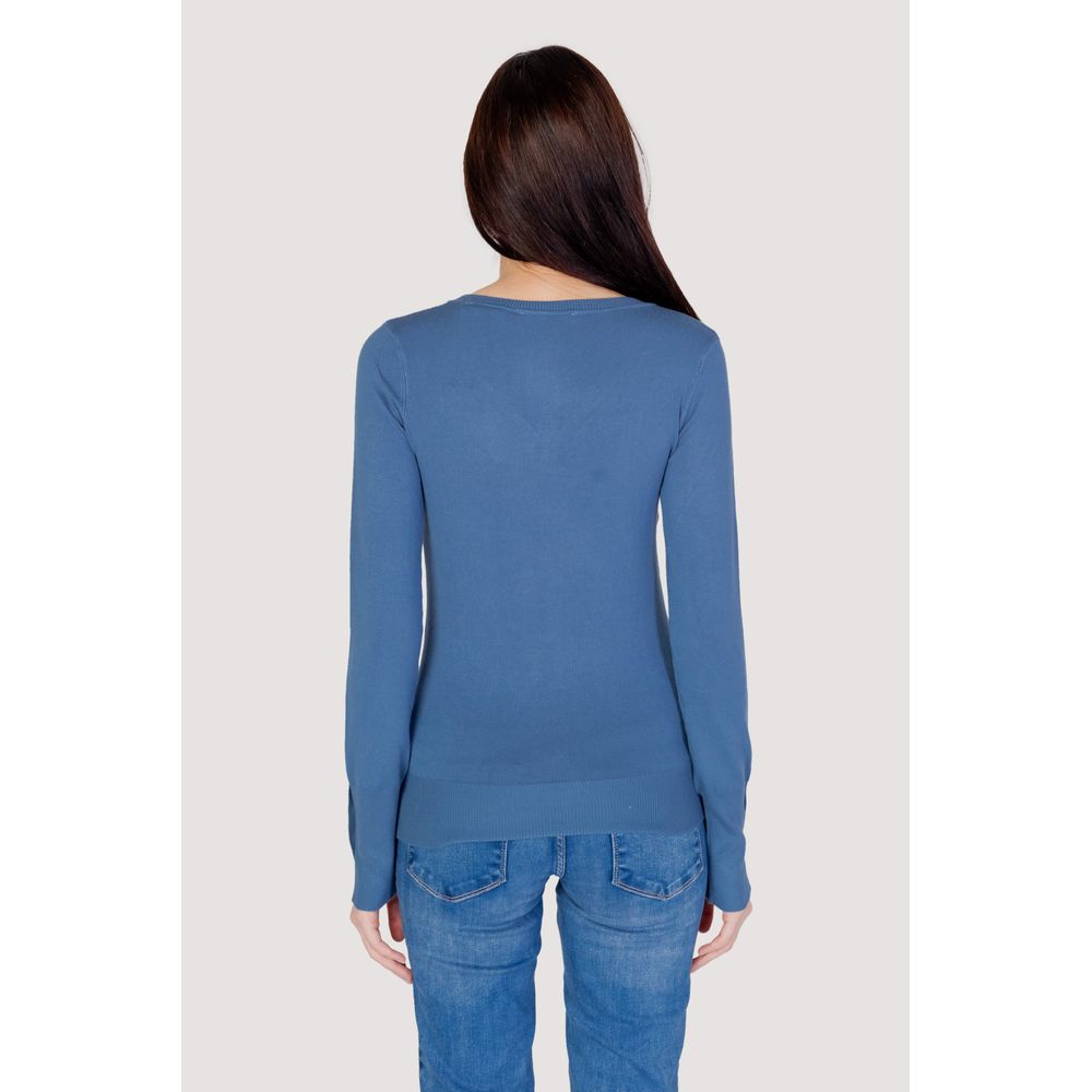 Blaue Baumwolloberteile und T-Shirts