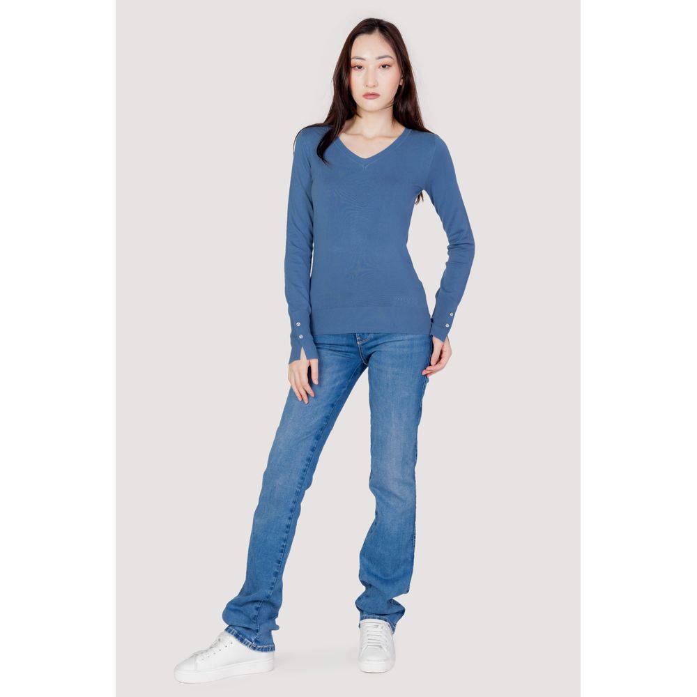 Blaue Baumwolloberteile und T-Shirts