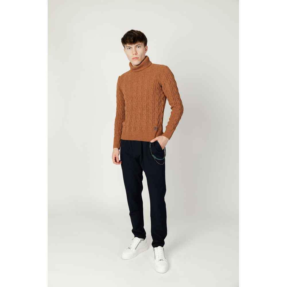 Maglione in materiale sintetico marrone