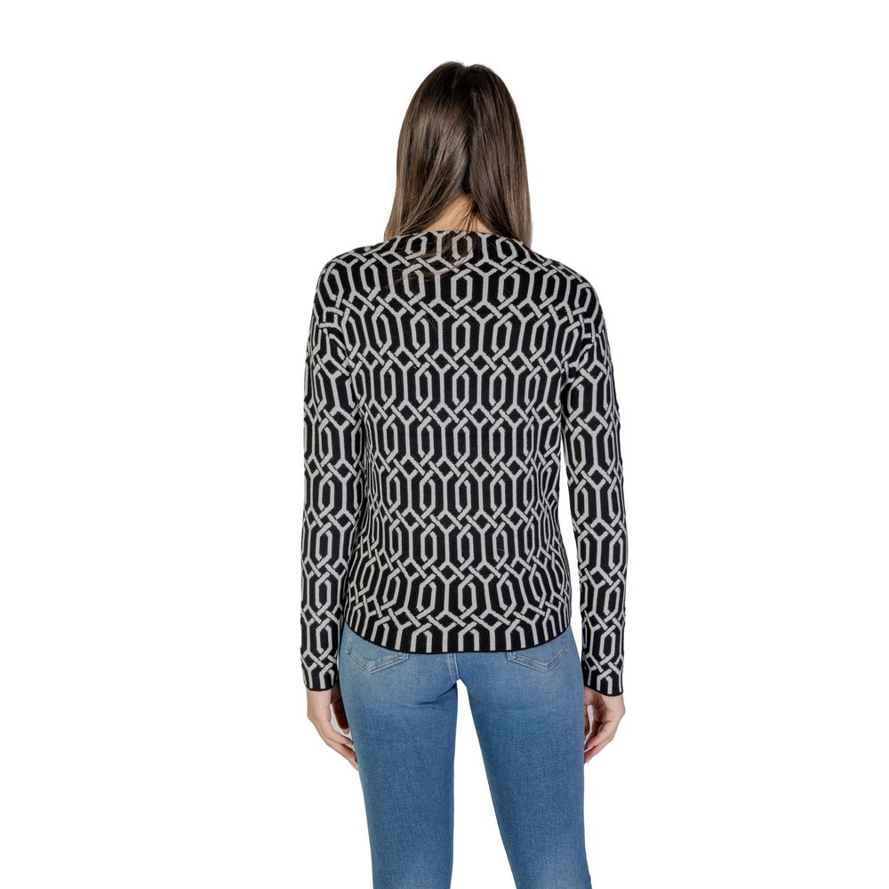 Schwarzer Viskosepullover