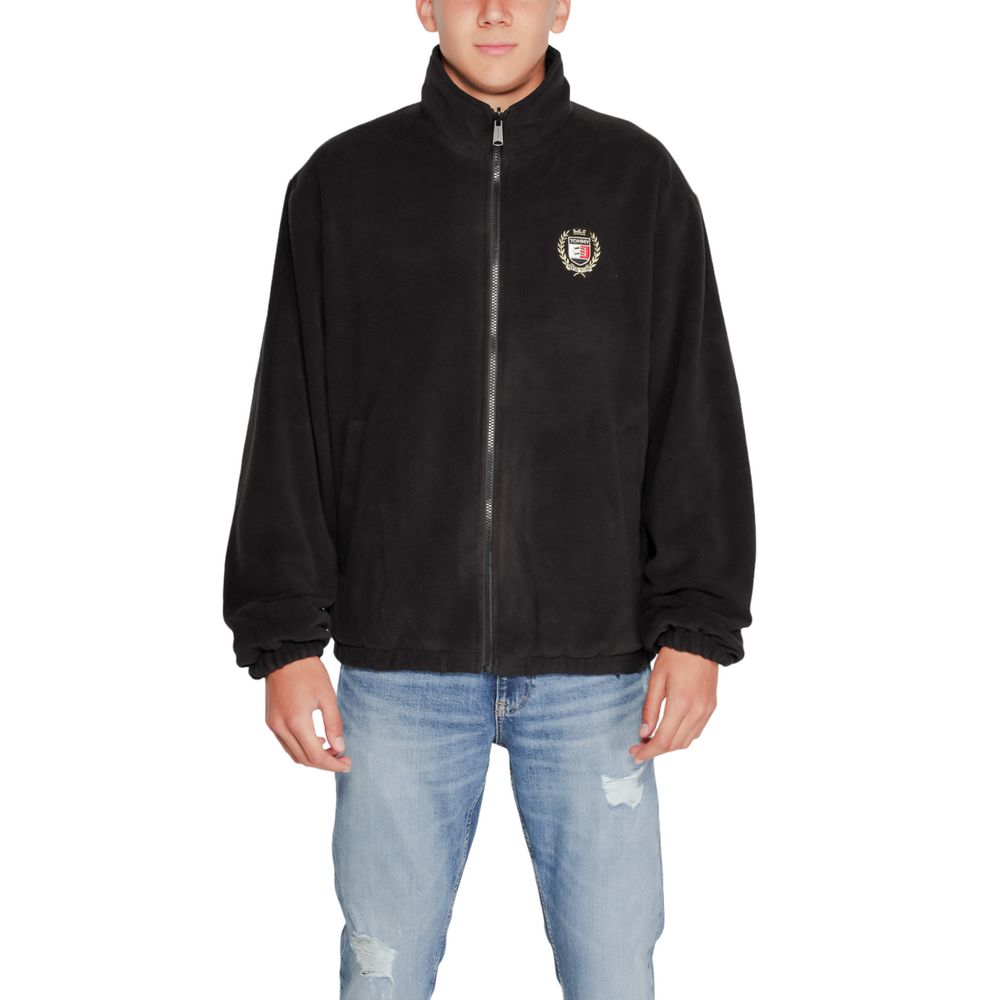Schwarze Jacke aus recyceltem Polyester