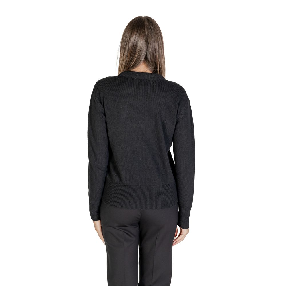 Schwarzer Polyesterpullover