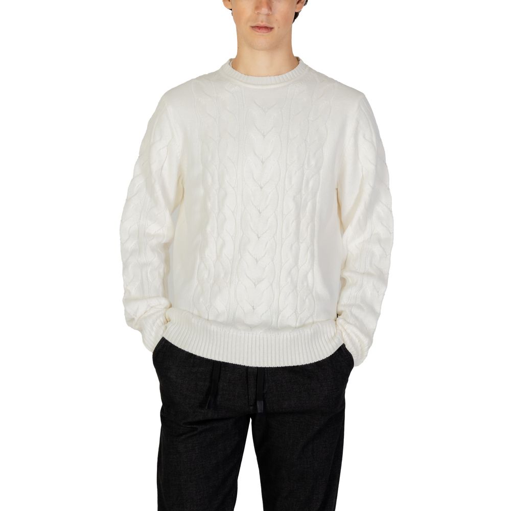 Weißer Acrylpullover