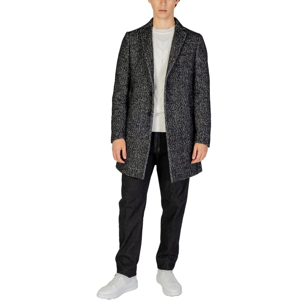 Schwarze Polyesterjacke