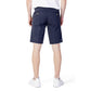 Blaue Baumwollshorts