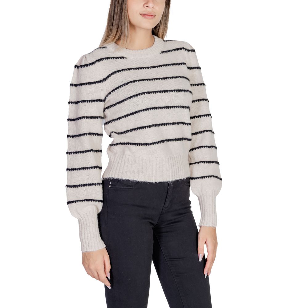 Grauer Polyesterpullover