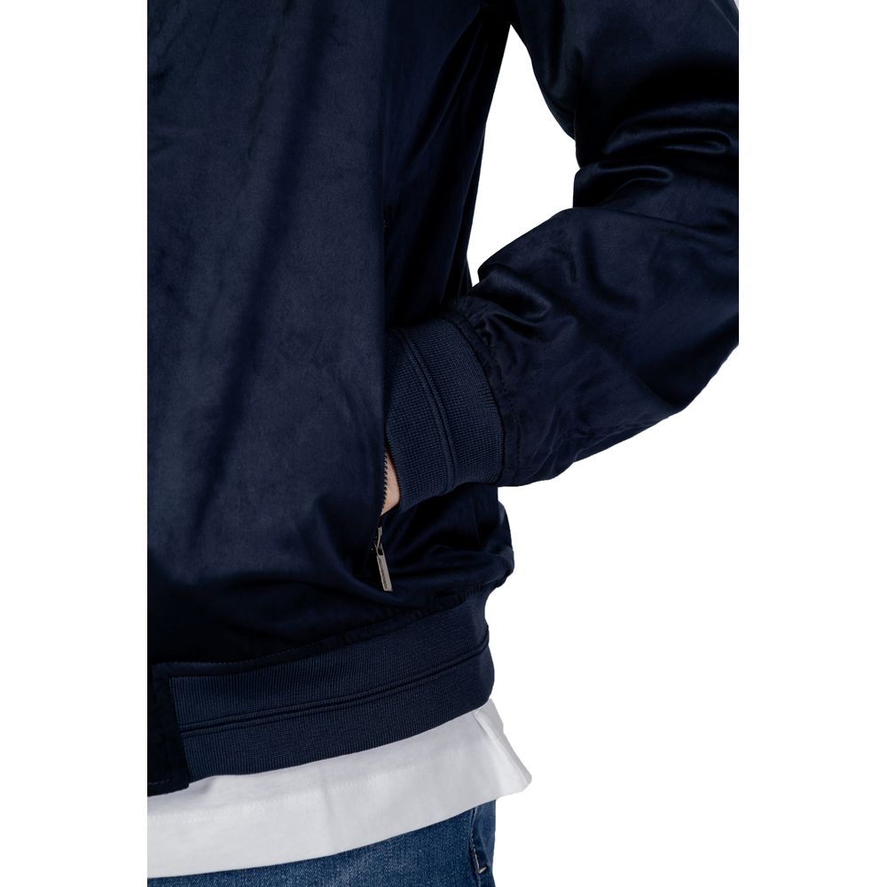 Blaue Polyesterjacke
