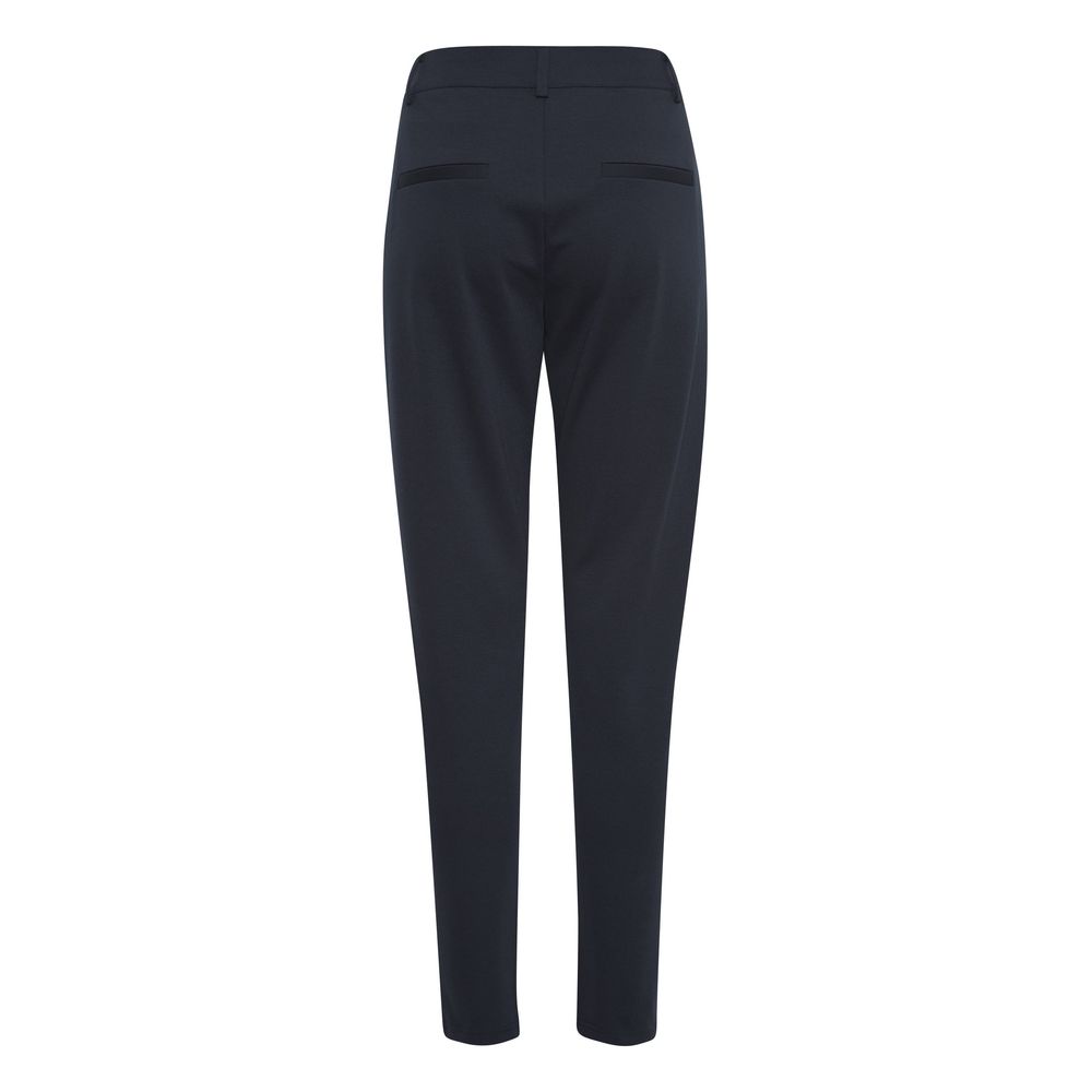 Blaue Jeans und Hose aus recyceltem Polyester