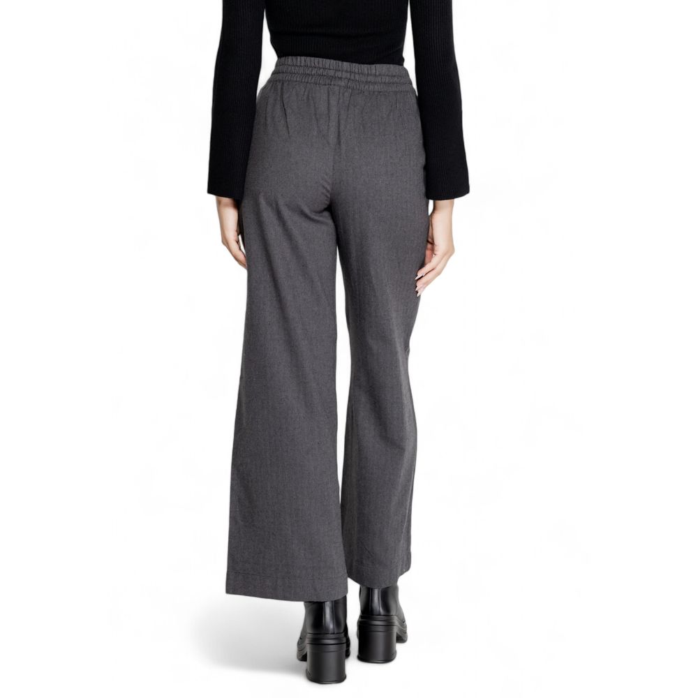 Graue Jeans und Hose aus Baumwolle