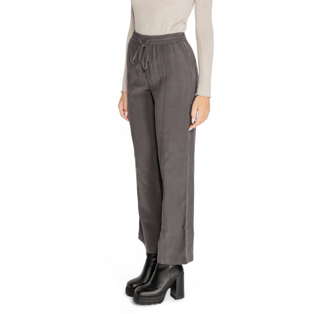 Graue Viskosejeans und Hose