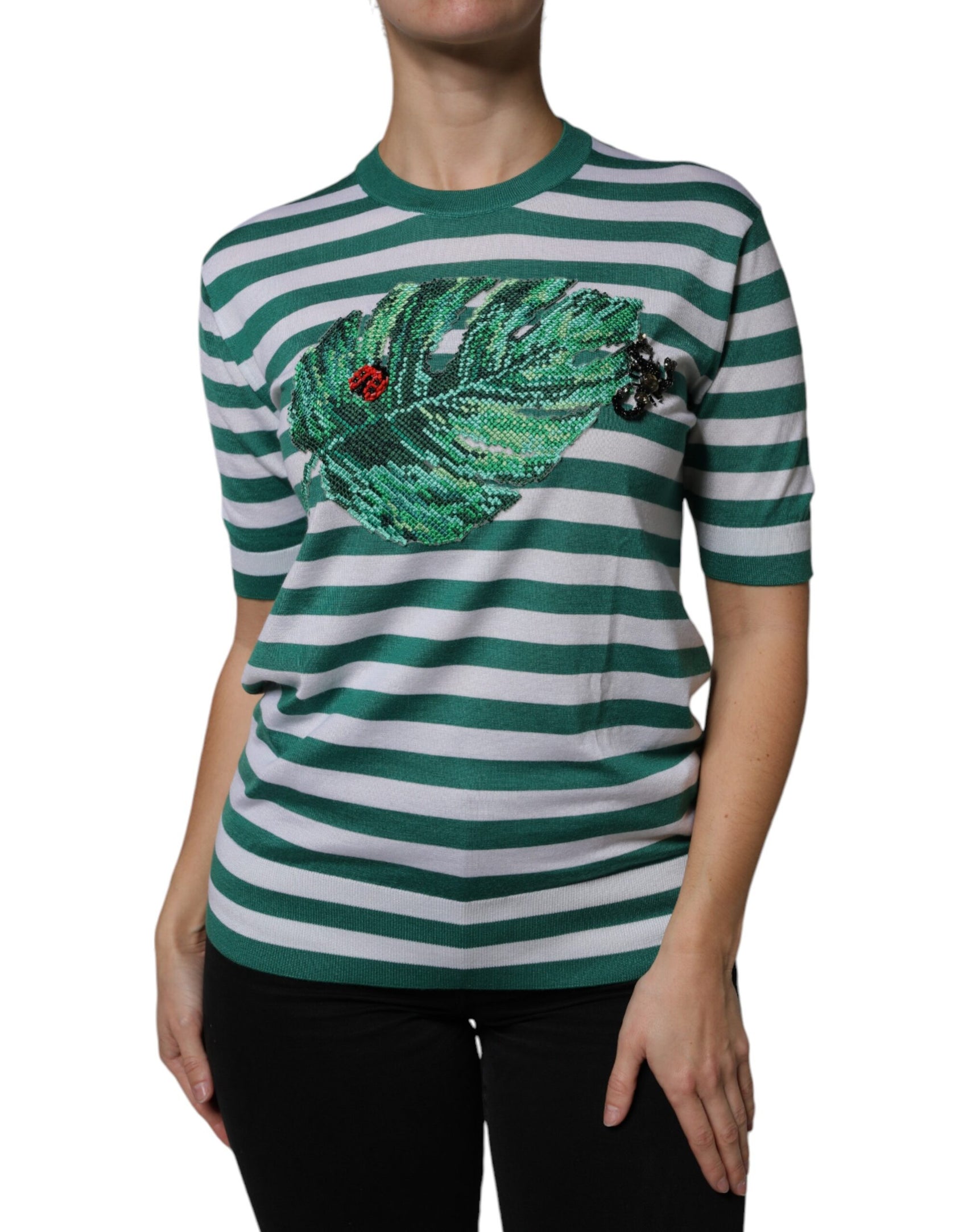 T-shirt girocollo con foglie a righe bianche e verdi
