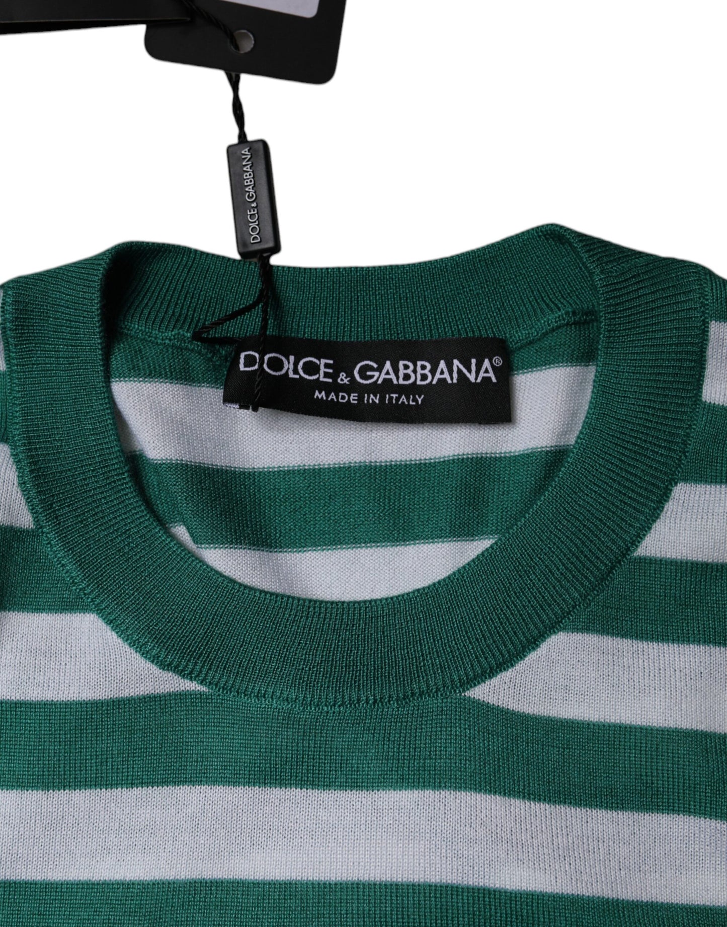 T-shirt girocollo con foglie a righe bianche e verdi