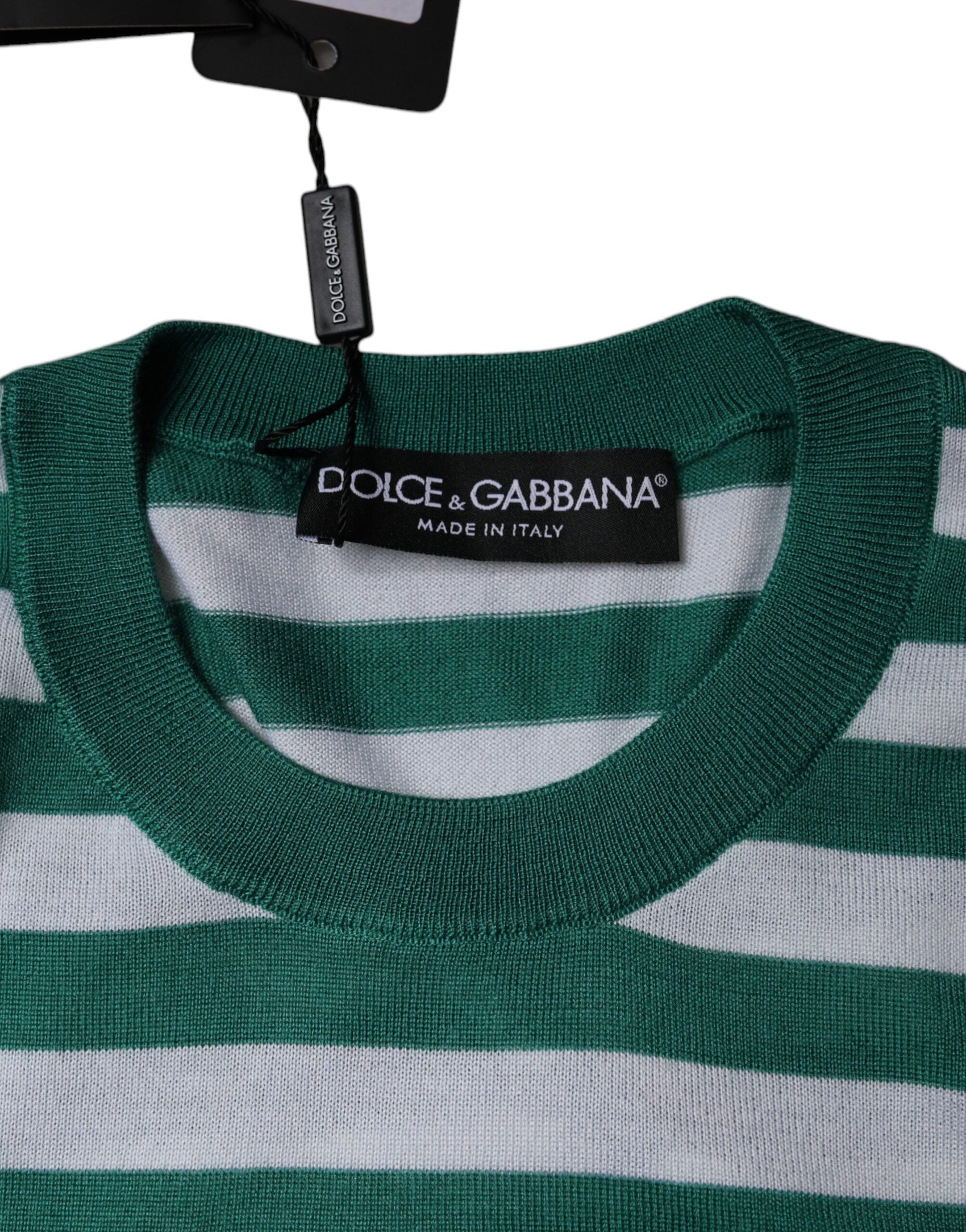 T-shirt girocollo con foglie a righe bianche e verdi