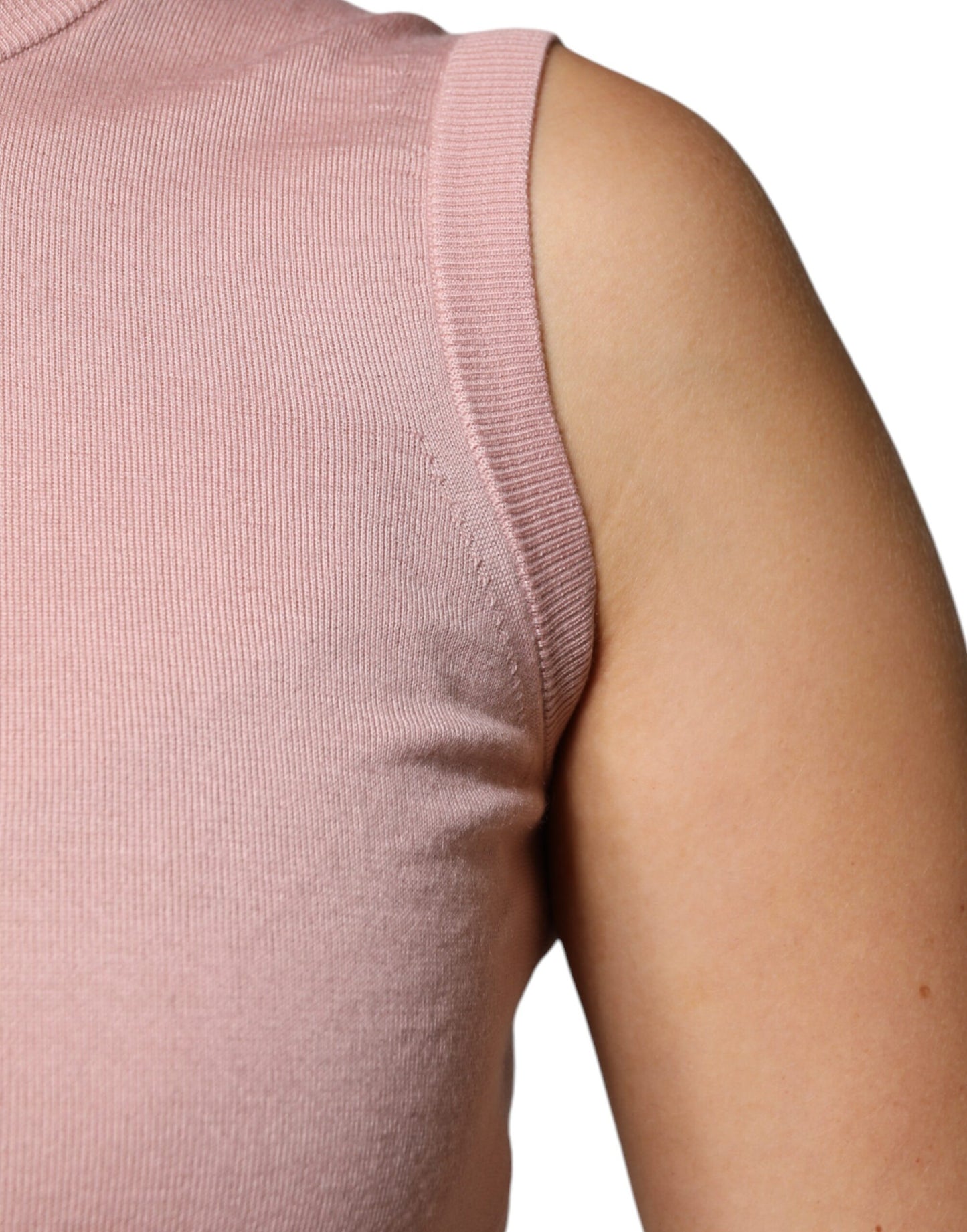 Canotta senza maniche in maglia di cashmere rosa