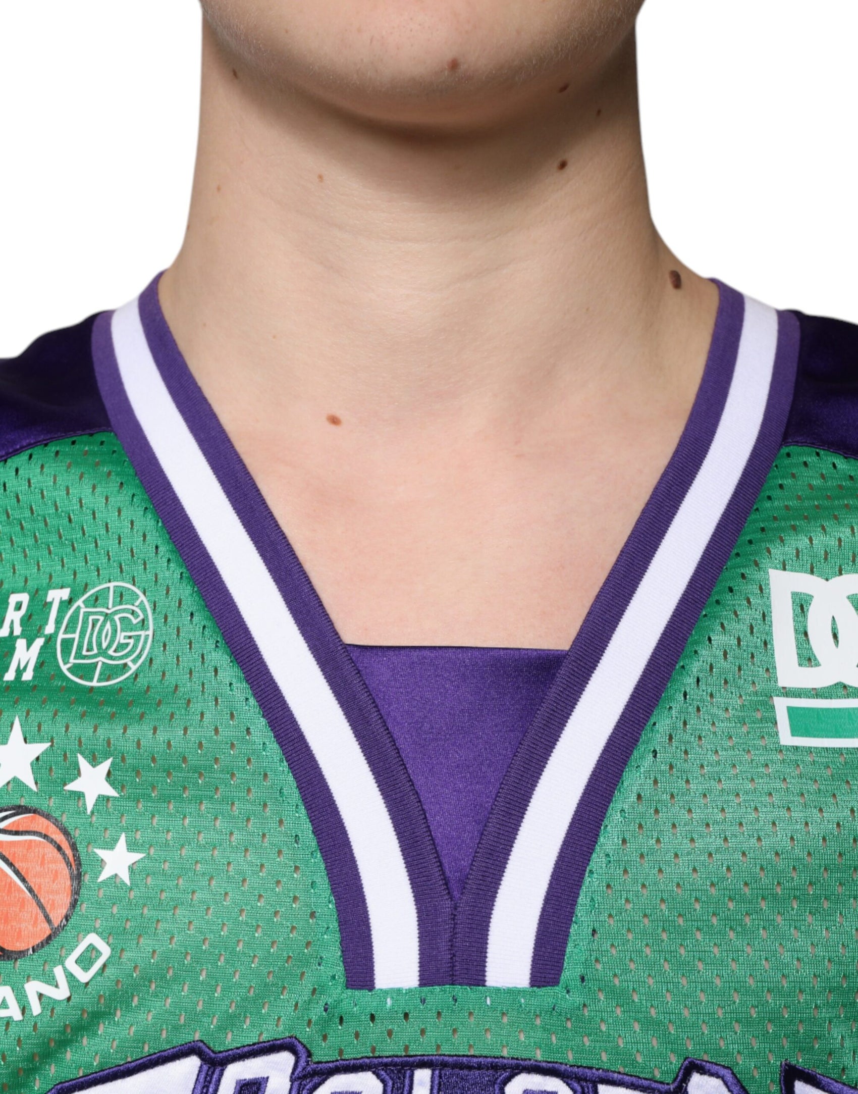 Grünes ärmelloses T-Shirt aus Polyester-Jersey