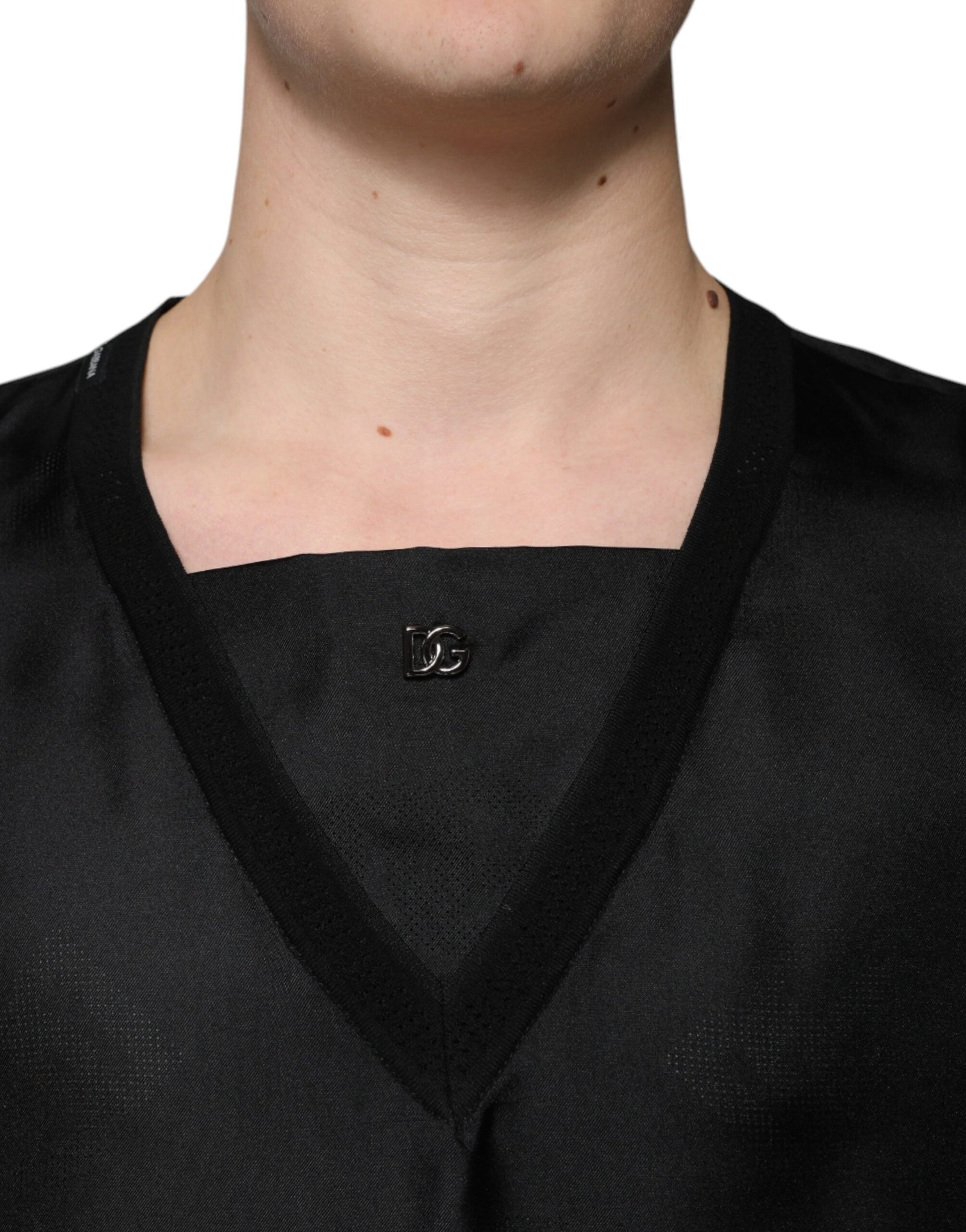 Schwarzes Kurzarm-T-Shirt aus Baumwolle mit quadratischem Ausschnitt