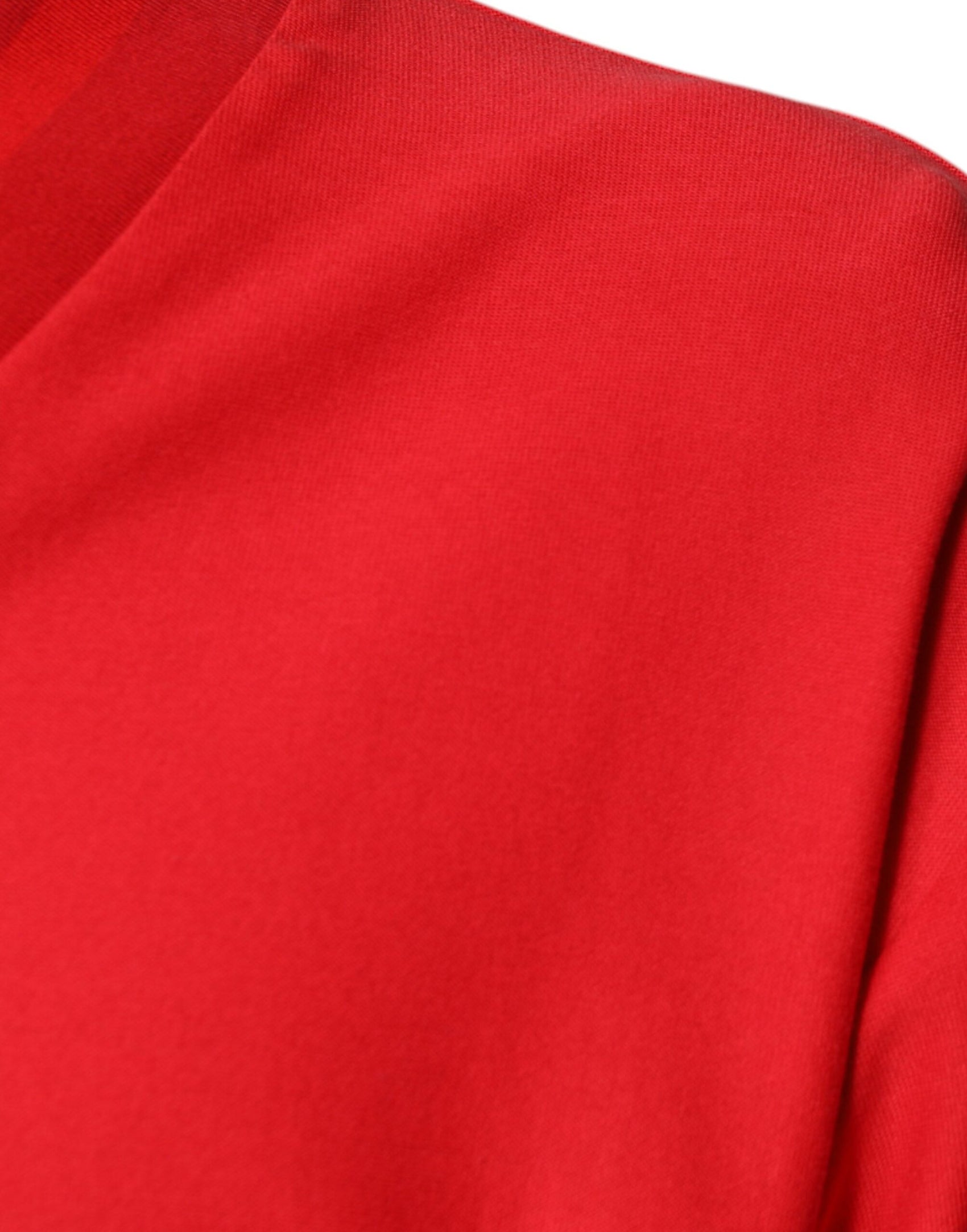 T-shirt rossa in cotone con scollo a V e maniche corte