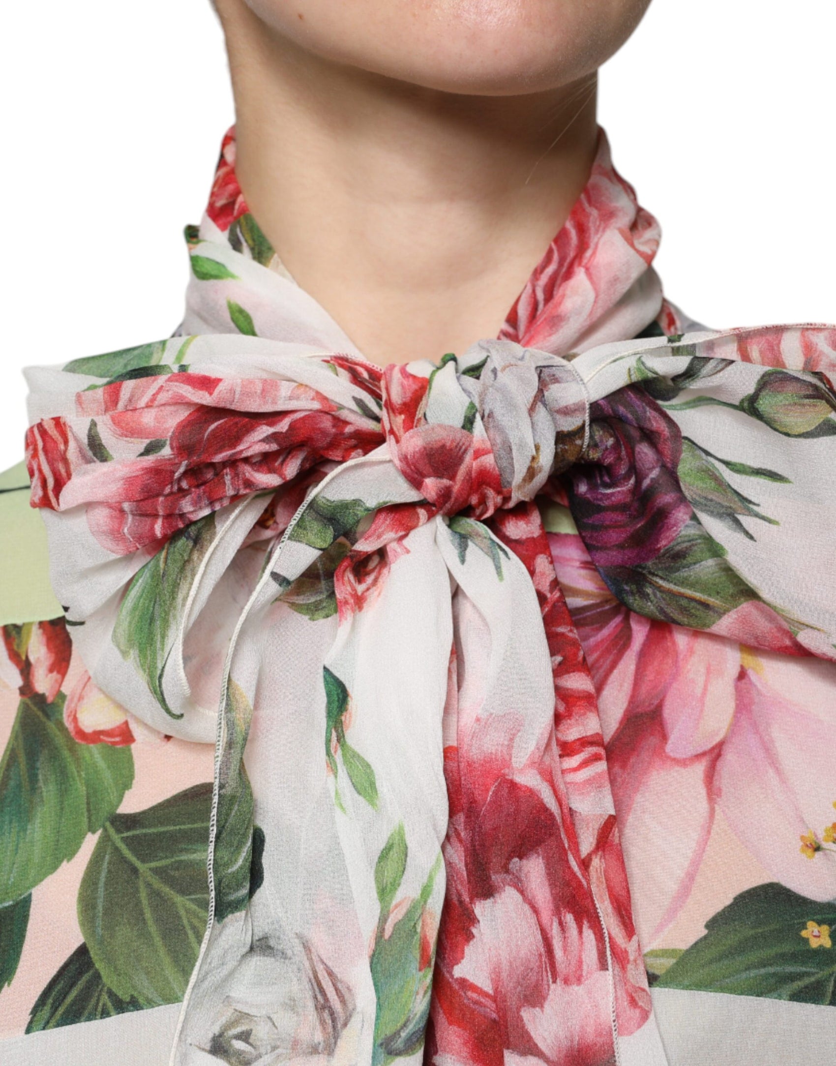 Top con collo ascot patchwork floreale multicolore