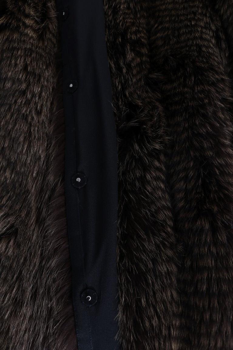 Elegante cappotto in pelliccia di procione marrone lungo fino al ginocchio
