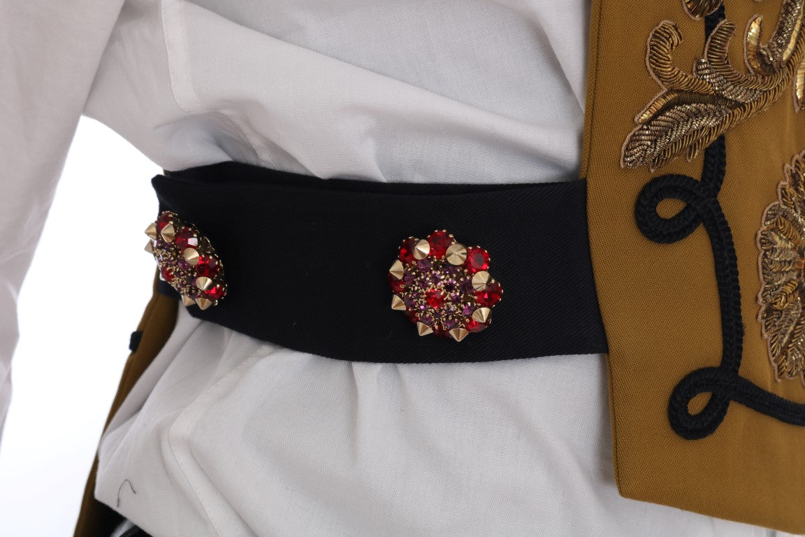 Gilet con croce di cristallo decorato da passerella