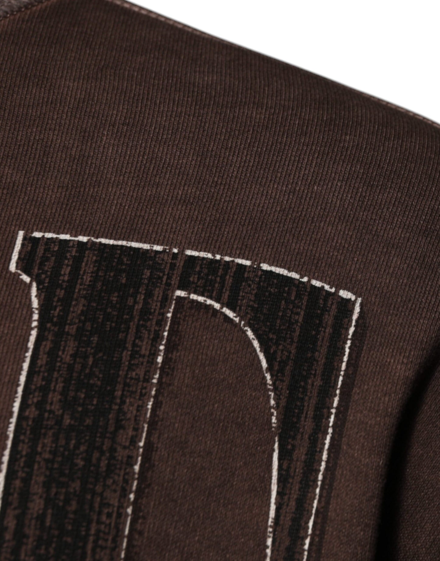 Brauner Pullover mit Rundhalsausschnitt und Logo-Print