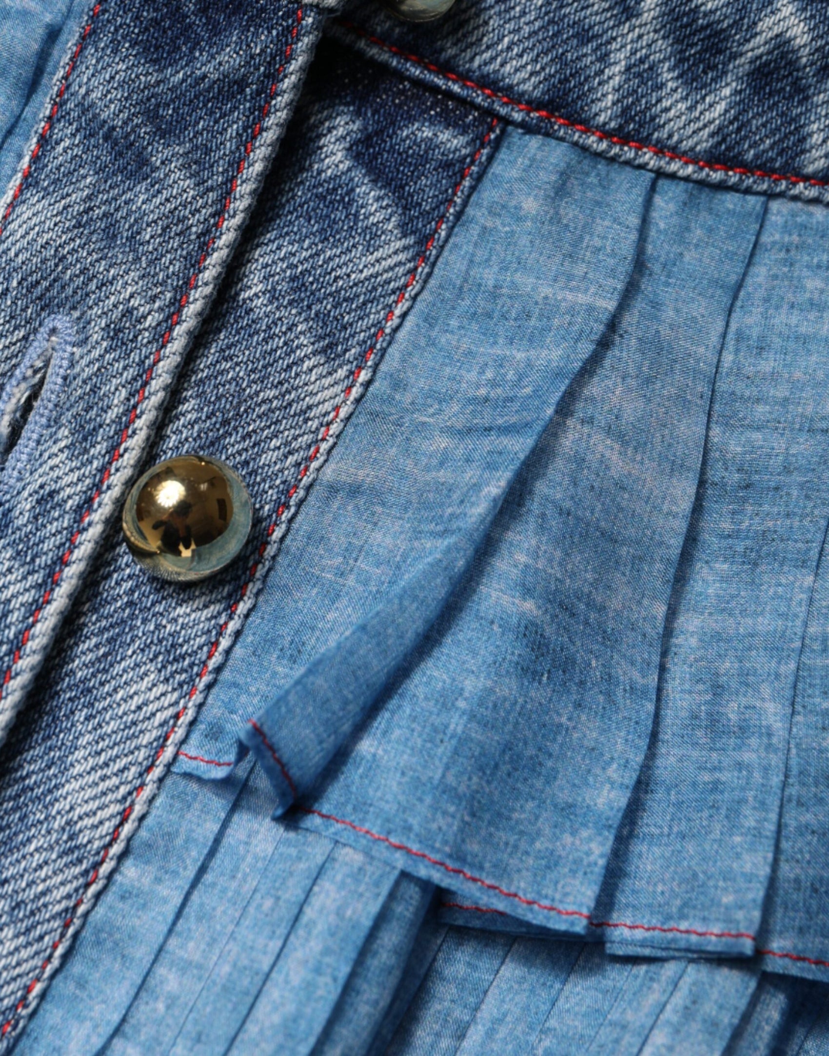 Blaues, mehrlagiges Langarmkleid