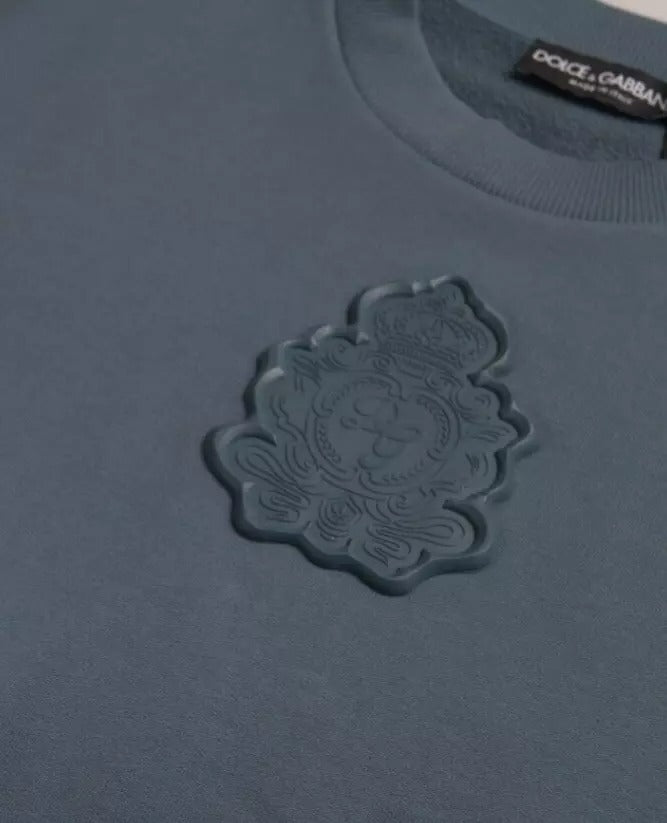 Blauer Herrenpullover mit Rundhalsausschnitt und Logo-Patch aus Baumwolle