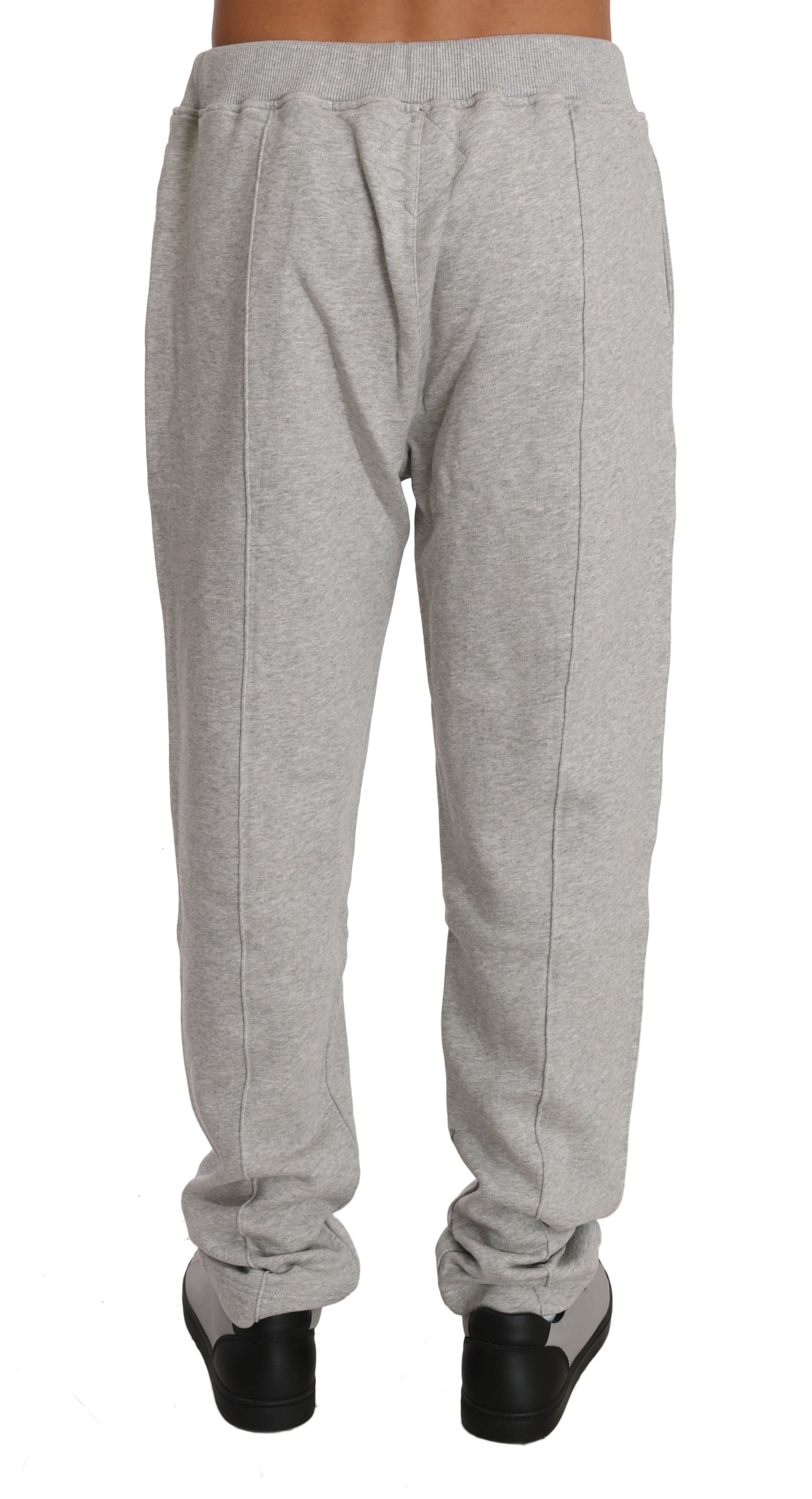 Elegantes graues Kapuzen-Sweatsuit-Ensemble