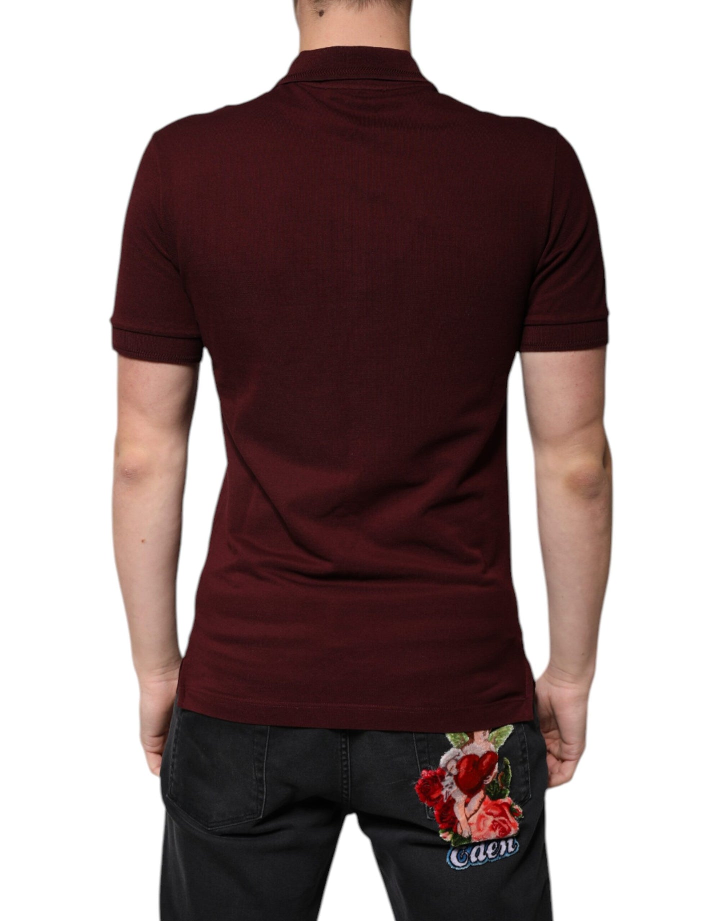 Kastanienbraunes Polo-T-Shirt mit Kragen und kurzen Ärmeln