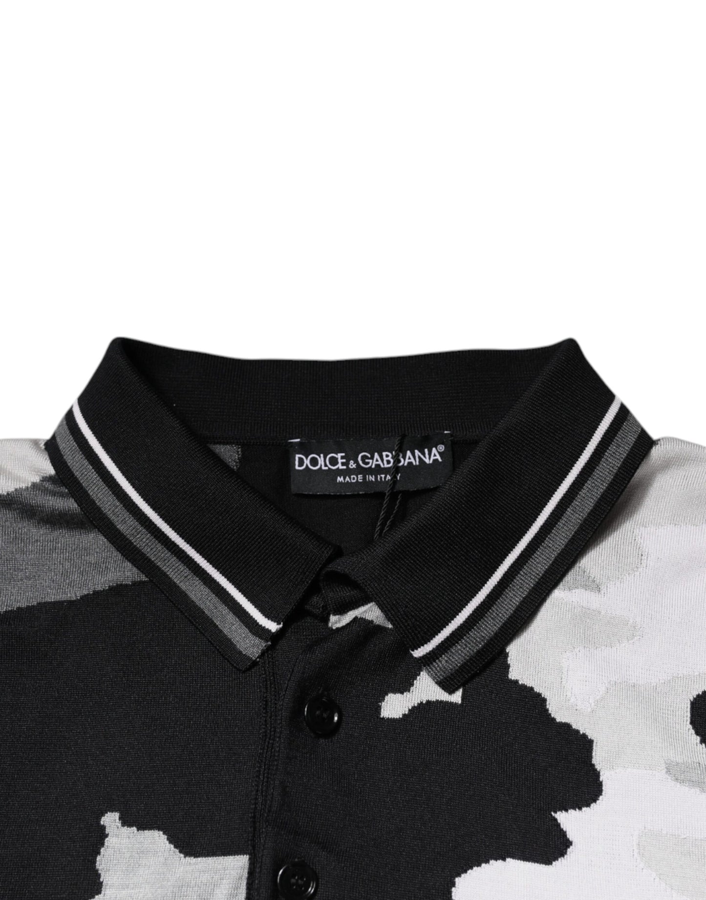 Mehrfarbiges Poloshirt mit Camouflage-Kragen