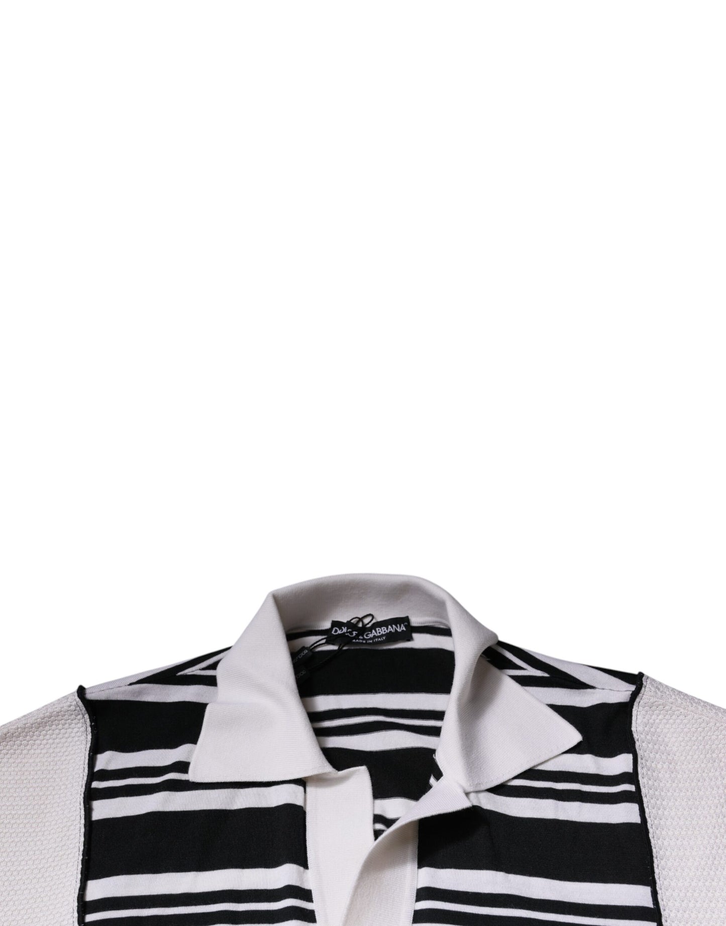 Poloshirt mit Kragen und schwarzen weißen Streifen